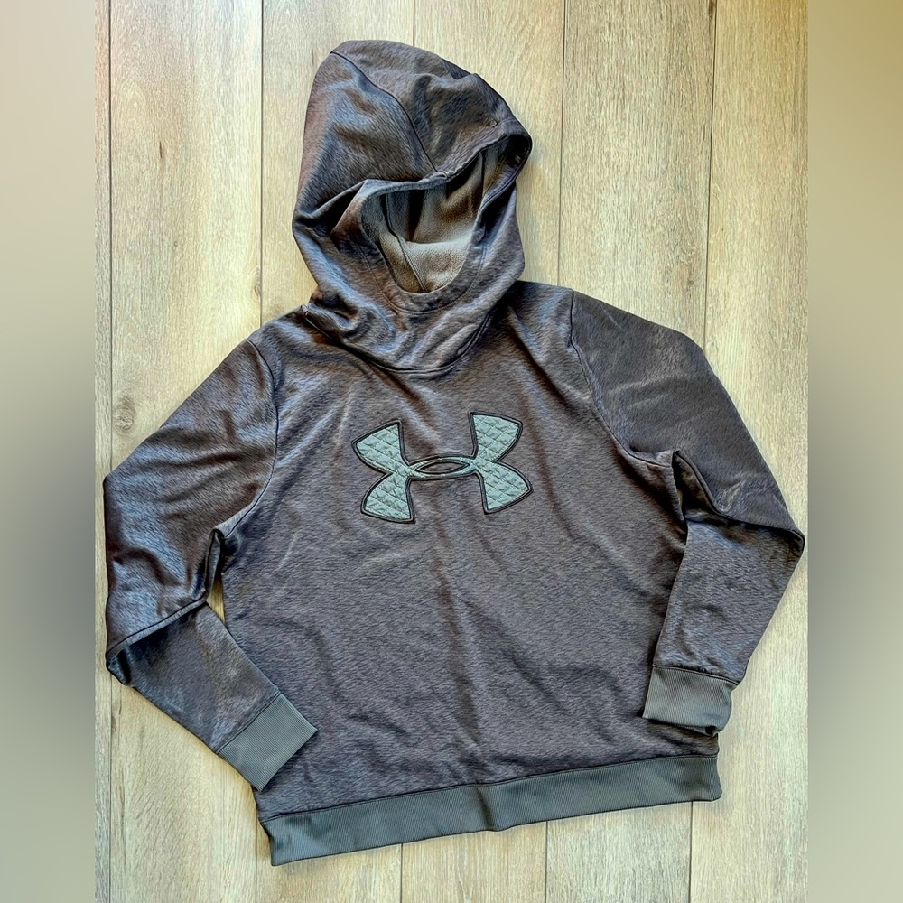 Under Armour hoodie sweatshirt